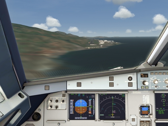 Approach into Madeira airport LPMA