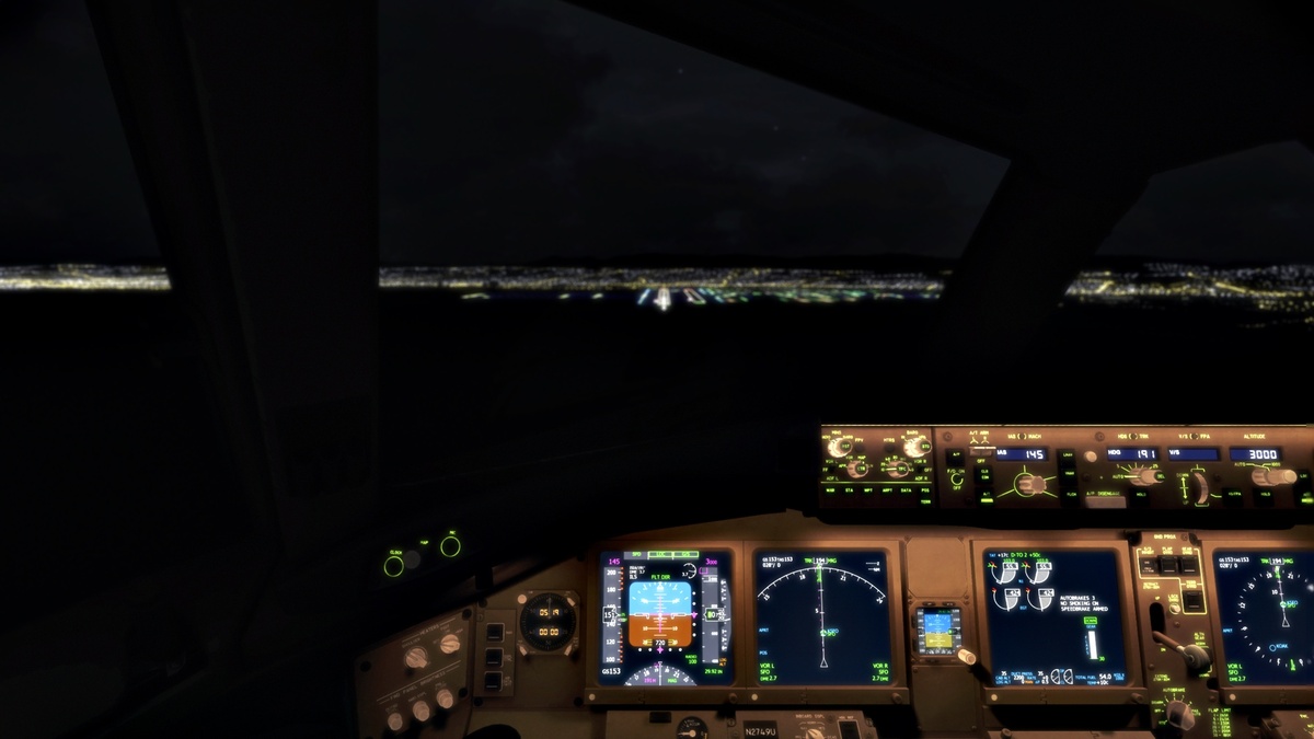 Boeing 777 Night Landing at KSFO