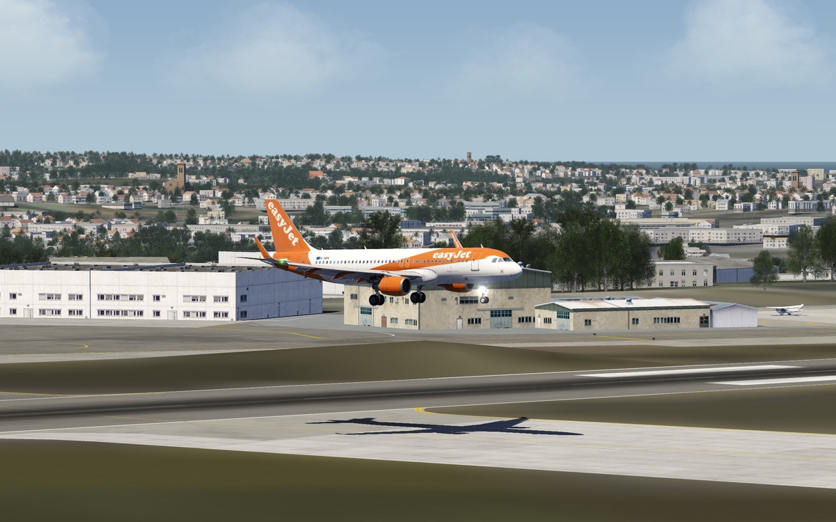 EASYJET SPOTTED AT MALTA #2/5